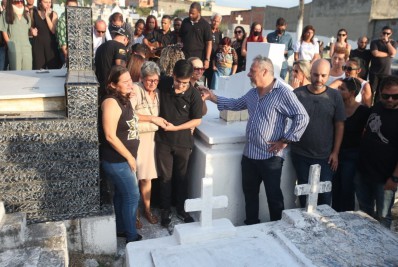 Faca é encontrada em carro de ex-assessor de Gabriel Monteiro morto em acidente