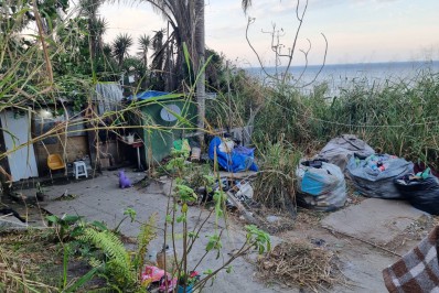 Prefeitura realiza operação para identificar construções irregulares na Zona Sul do Rio