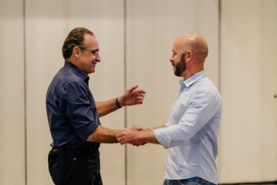 Prefeito Vinicius Claussen recebe Deputado Hugo Leal, autor da Lei Seca