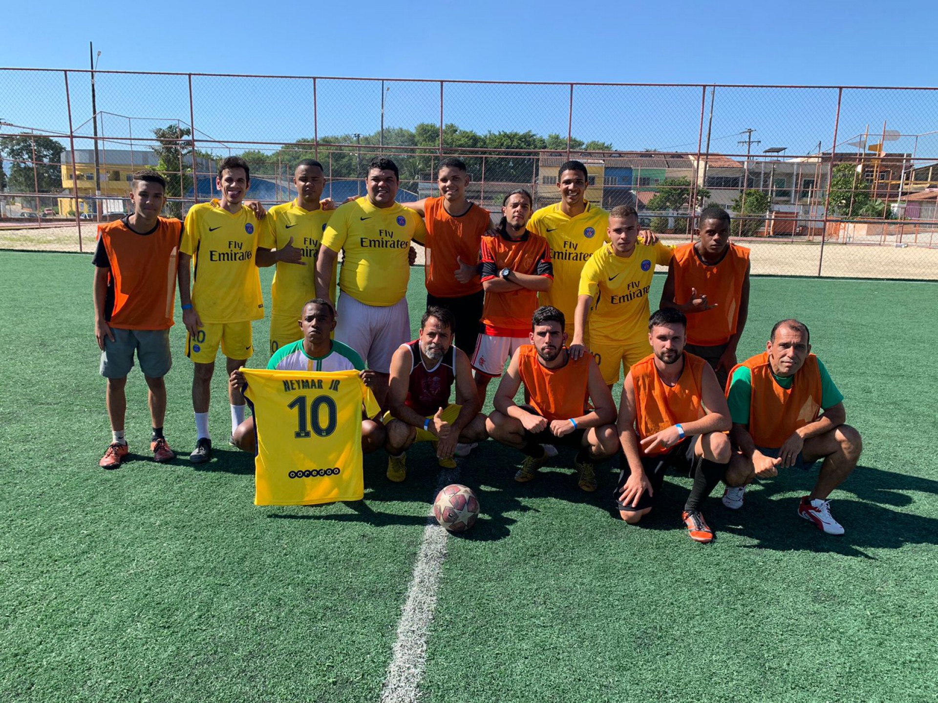 Futebol tamb&eacute;m ficou animado na Vila Ol&iacute;mpica - Divulga&ccedil;&atilde;o