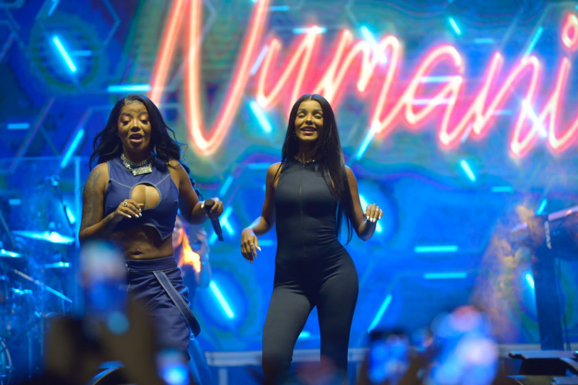 Ludmilla e Brunna Gonçalves na Virada Cultural de São Paulo - Leo Franco / Ag. News