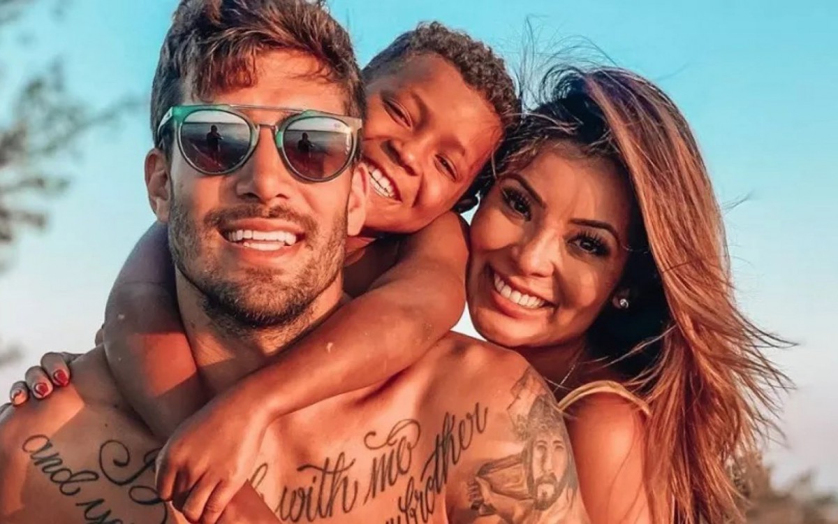 Guilherme Leonel, Carol Nakamura e Wallace - Reprodução / Instagram