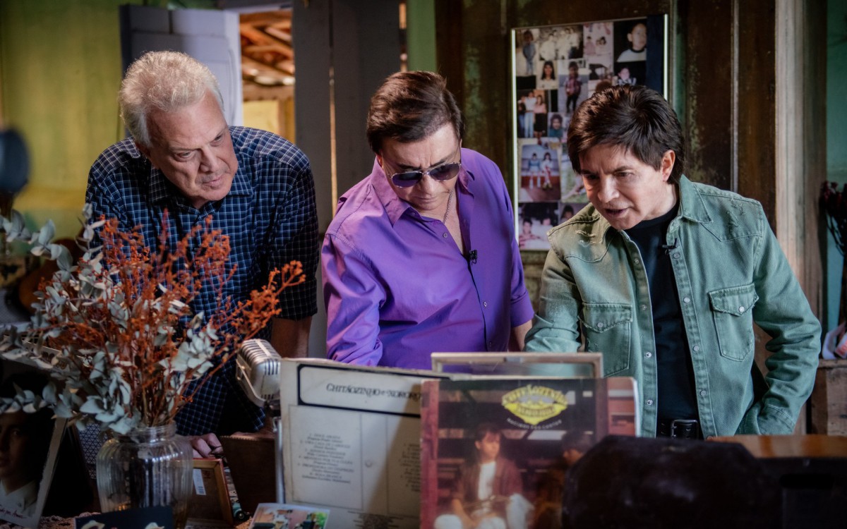 Chitãozinho e Xororó relembram a trajetória em especial comandado por Pedro Bial - Globo/Gustavo Scatena