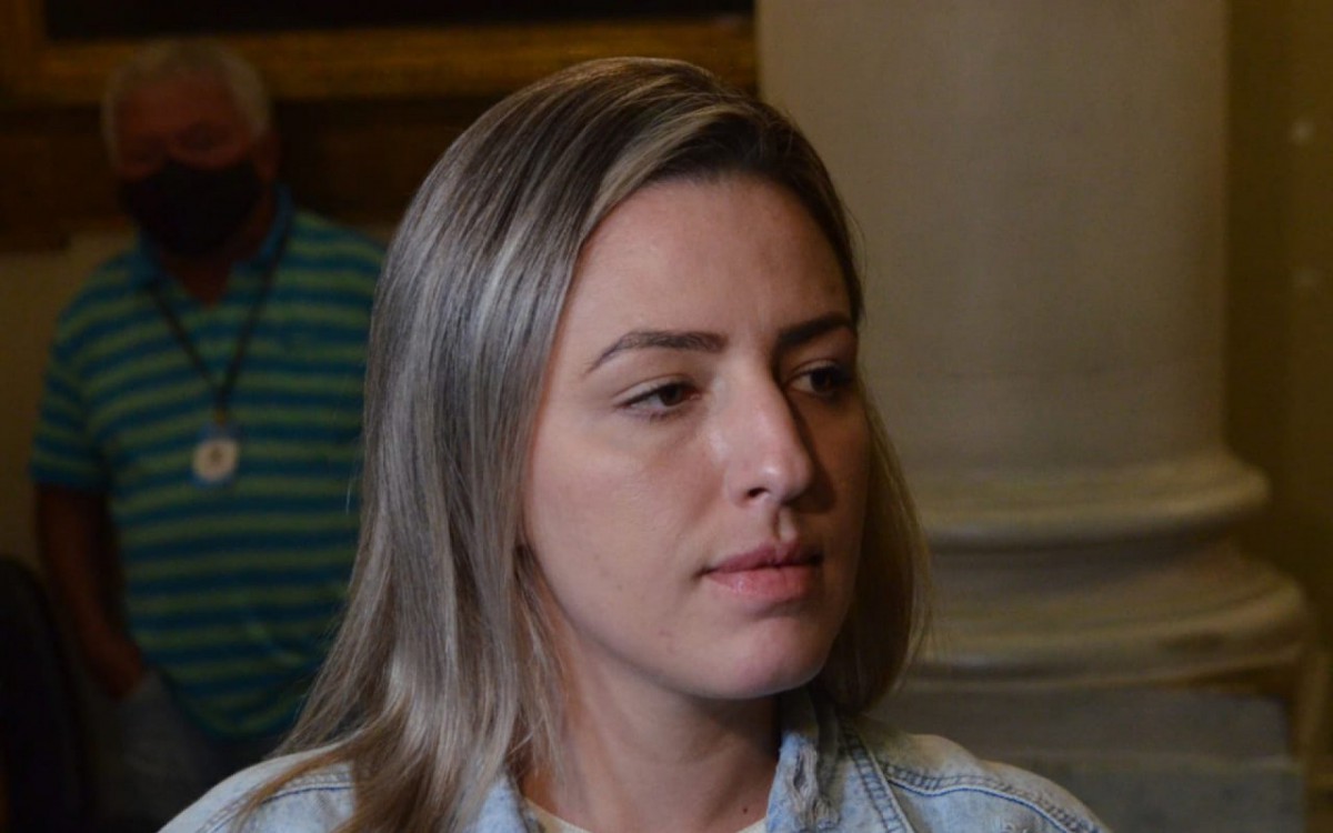 A ex-assessora do vereador e youtuber Gabriel Monteiro, Luiza Caroline Bezerra Batista, prestou depoimento ao Conselho de Ética