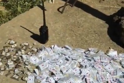 Criminoso é preso pela PM na comunidade da Coreia, em mesquita