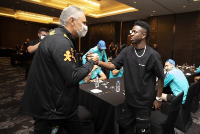 Após decidir Liga dos Campeões, Vinícius Júnior se apresenta à seleção brasileira