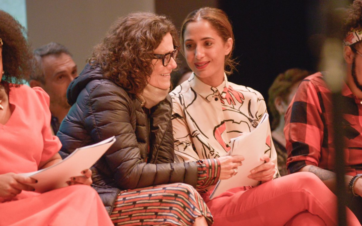 Z&eacute;lia Duncan e Camila Pitanga