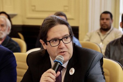 Tarcísio Motta leva a Brasília experiência da CPI das Enchentes