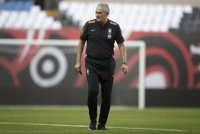 Tite pede cautela com Vinicius Junior após gol do título da Liga dos Campeões