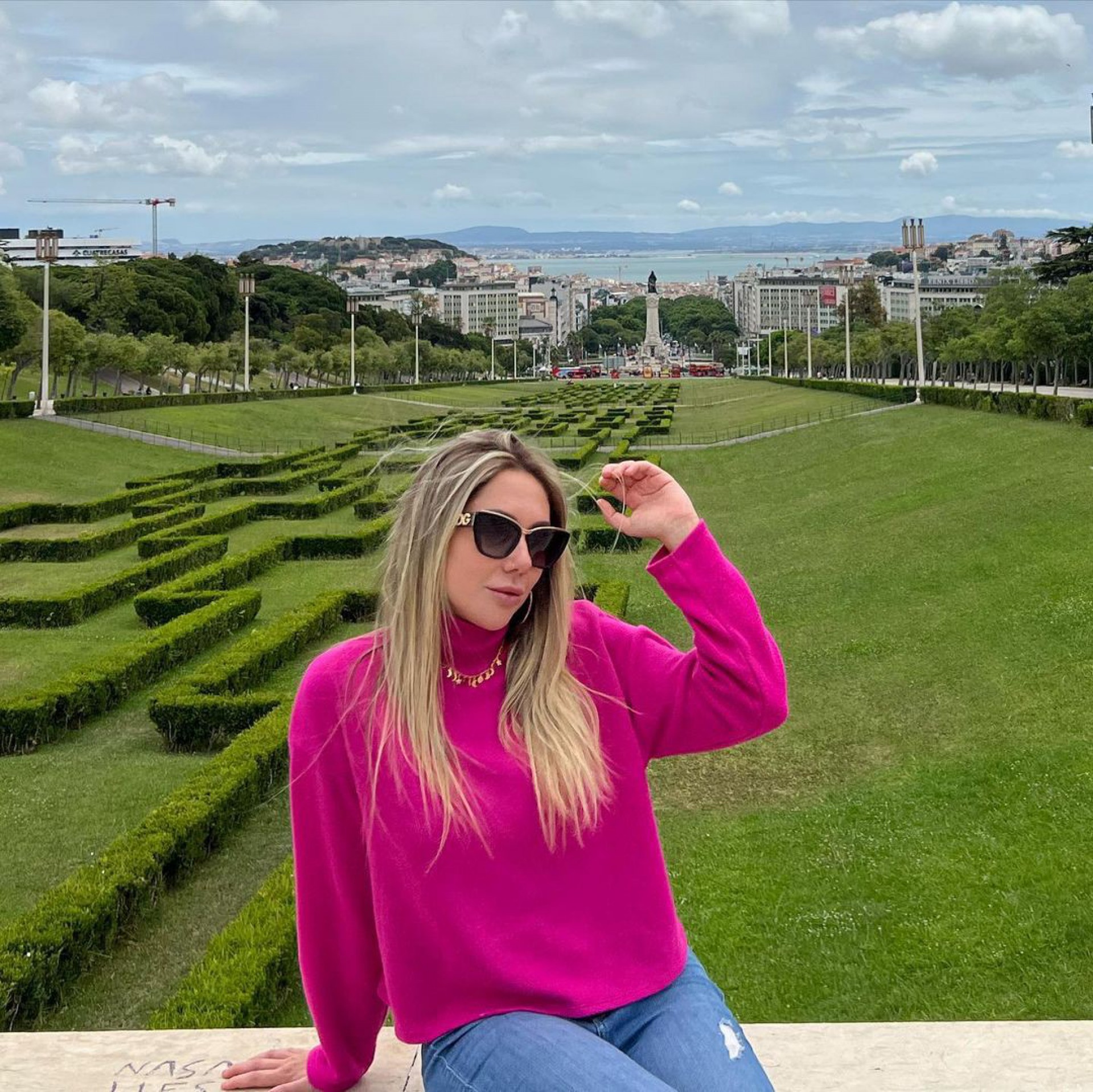 Carol Portaluppi em Portugal - Reprodução Internet