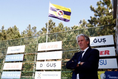 Fenerbahçe quer renovar com Jorge Jesus, diz jornal