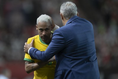 Milton Neves detona desempenho de Neymar em amistoso da Seleção: 'Joga com o nome'