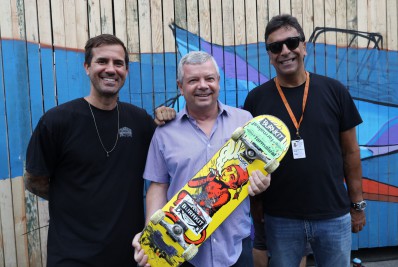 Público de diversas idades assistem performance dos atletas em Niterói