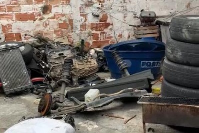 Polícia prende suspeitos de receptar peças de carros na Zona Norte