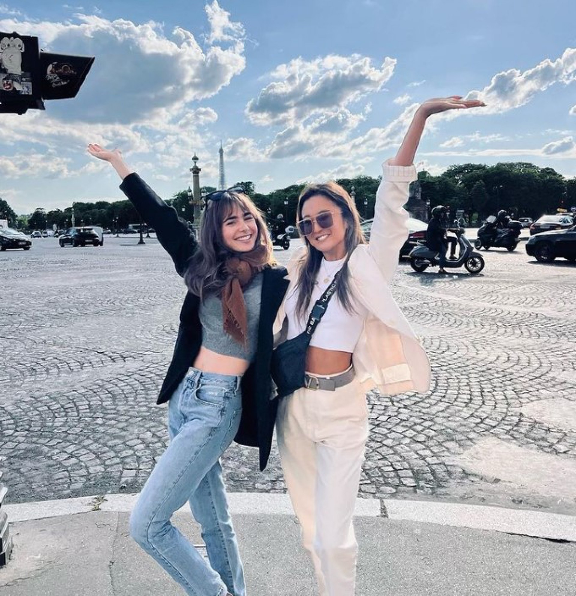 'Emily in Paris' já comecou as gravações da terceira temporada - Reprodução/Instagram