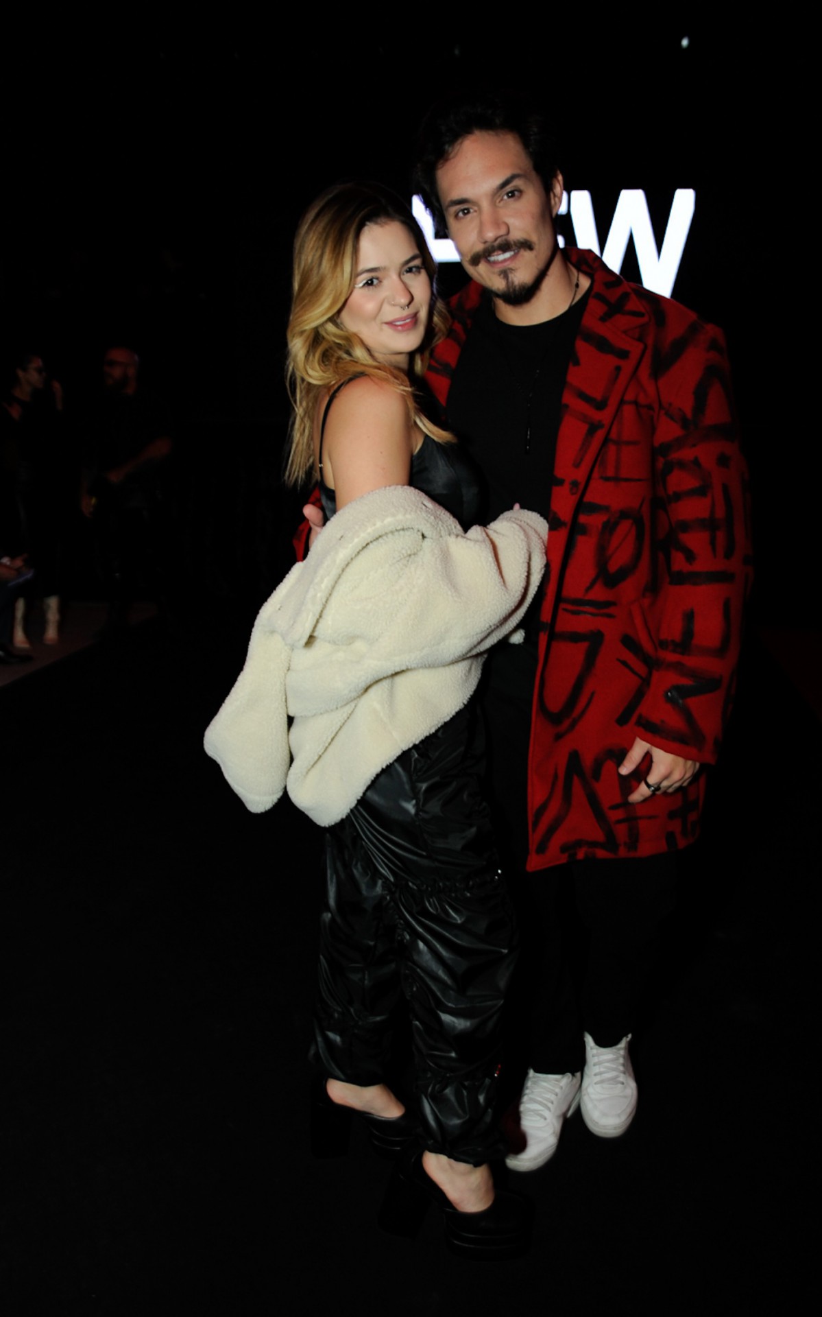 Viih Tube posou coladinha em Eliezer, do 'BBB 22'