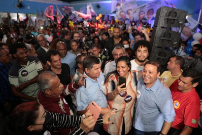 PDT e Rodrigo Neves reúnem duas mil pessoas em São Gonçalo