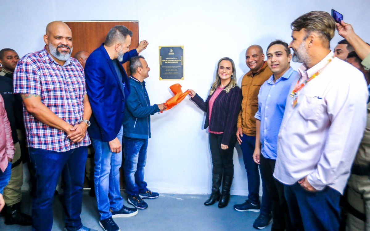 O prefeito Waguinho descerrou a placa e inaugurou o Complexo regulador de Vilar Novo