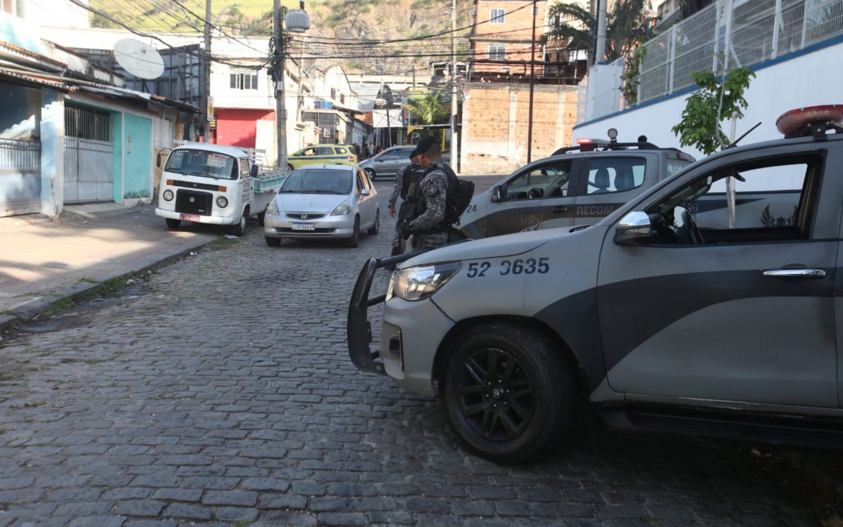 Homem é atingido por tiro acidental de PM na Avenida Marechal Rondon - Cléber Mendes/Agência O Dia