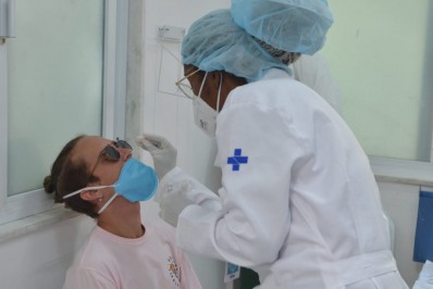Rio inicia reforço na testagem de covid-19 em três postos da cidade