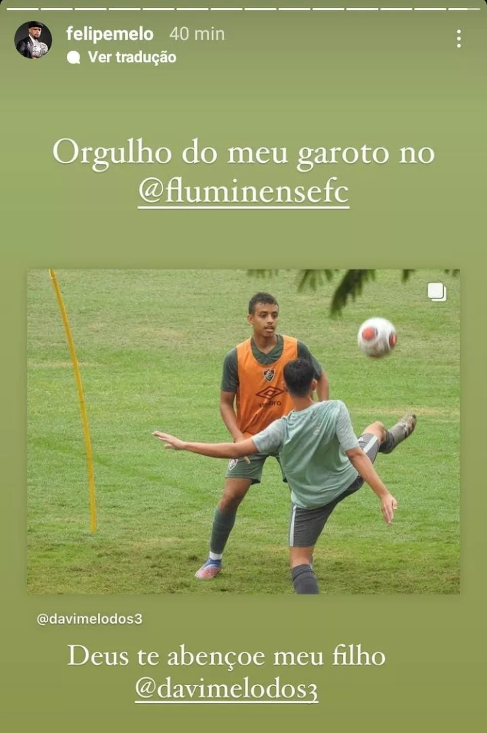 Felipe Melo compartilha imagem de seu filho treinando no Fluminense - Reprodução
