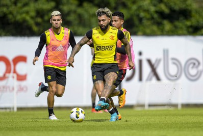 Com viagens para São Paulo e Porto Alegre, Flamengo divulga lista de relacionados para jogos da Série A