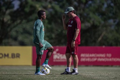 Com Arias de volta, Diniz esboça provável Fluminense para encarar Atlético-MG no Brasileirão