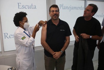 Cartão de vacinação — ops, de votação