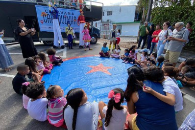 Caravana Carequinha faz a alegria da criançada em Guapimirim