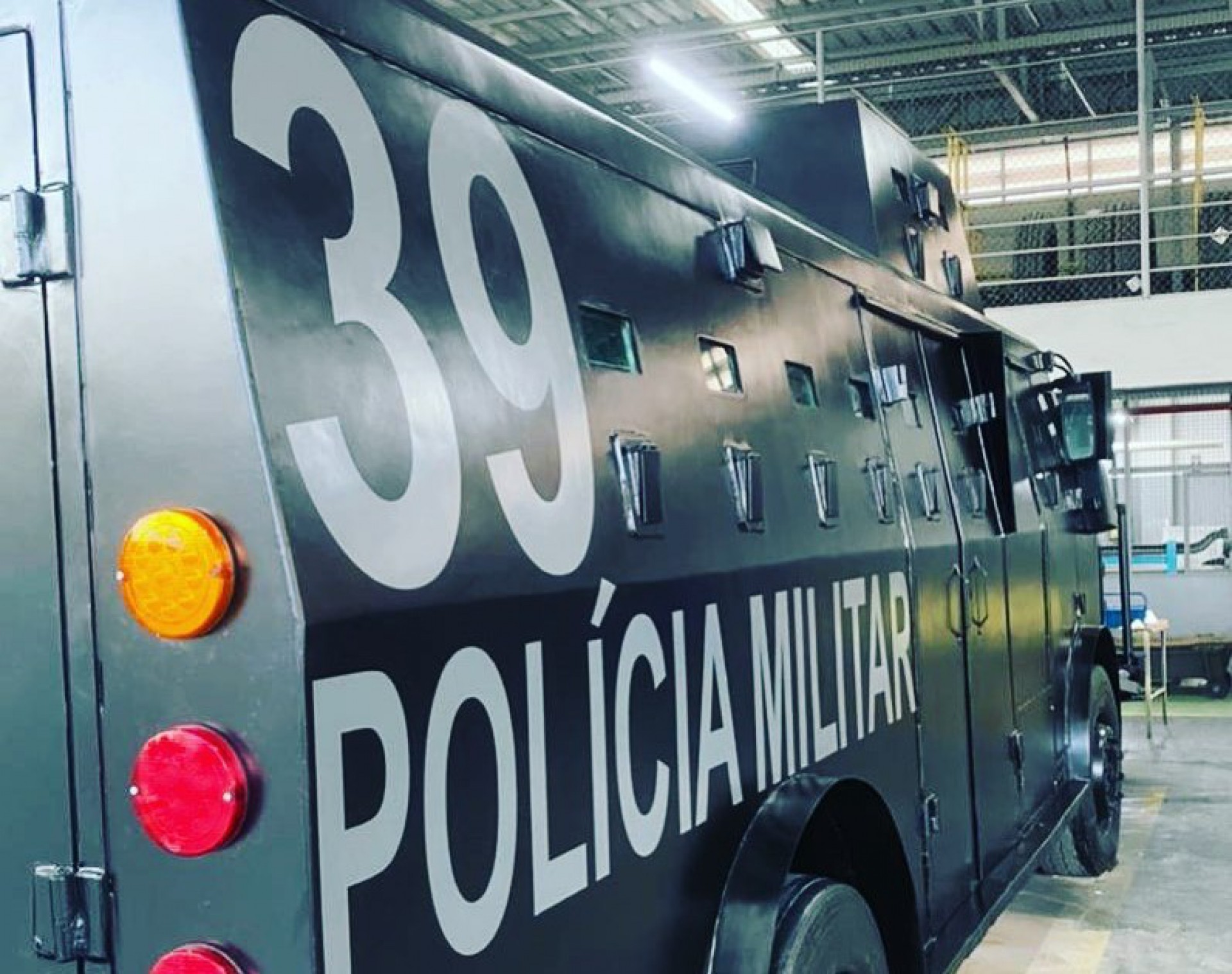 A ocorrência foi registrada na 54ª DP. Além do preso, dois carros foram apreendidos pelos policiais militares do 39º BPM - Divulgação / 39º BPM