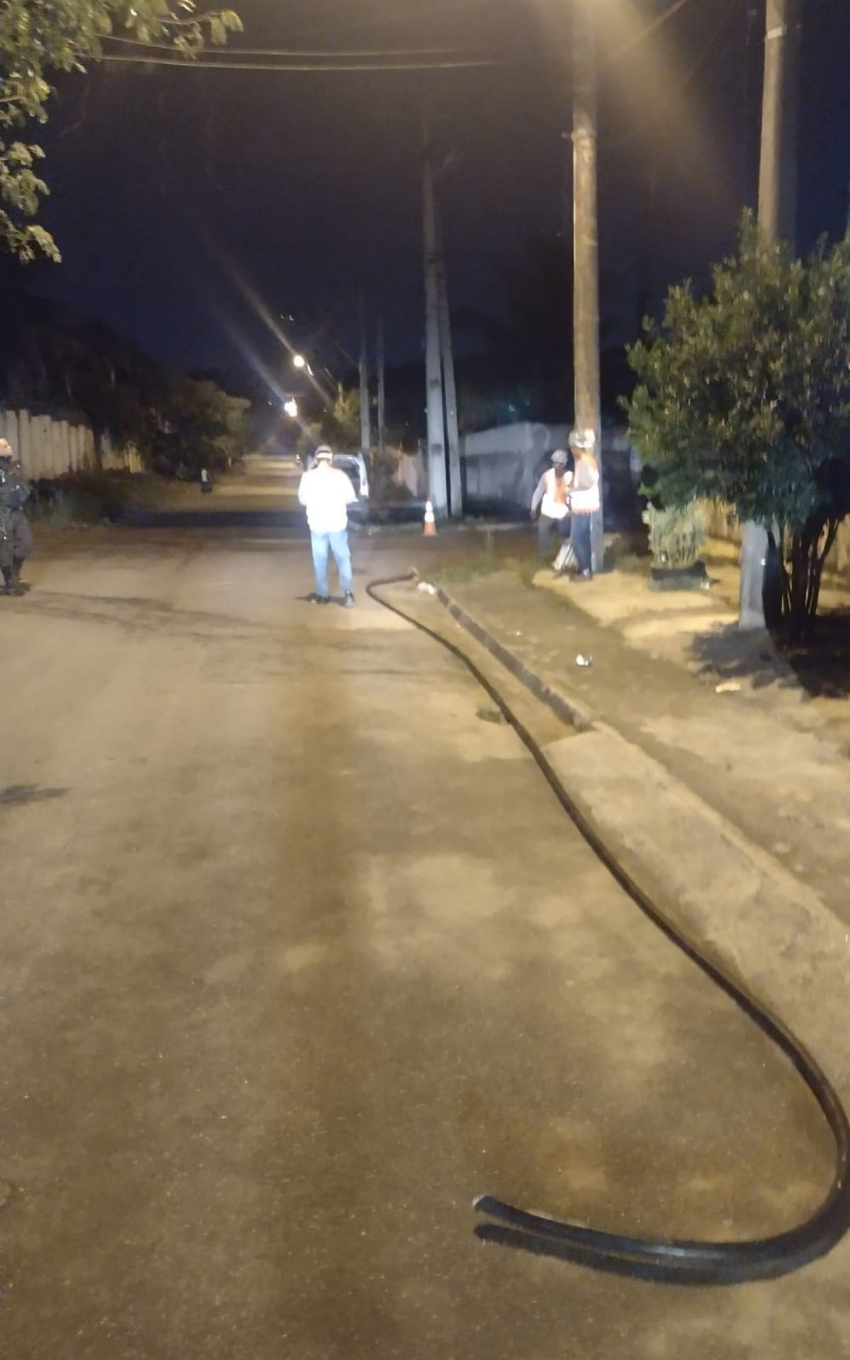 Fio cortado pelos suspeitos em S&atilde;o Gon&ccedil;alo