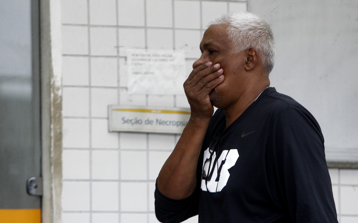 Filho e marido de Alice, que trabalhava h&aacute; mais de 20 anos para a fam&iacute;lia de Martha, estavam desolados