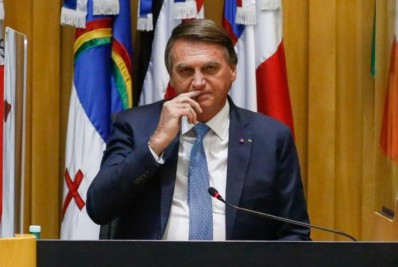 Bolsonaro se refere a Lula e diz que o povo quer colocar uma pessoa 'que já não deu certo'