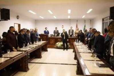 Magé realiza sessão legislativa solene pelos 457 anos da cidade