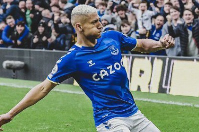 Richarlison se aproxima de clube inglês e Fluminense pode receber quantia milionária por transferência