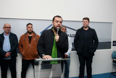 Castro inaugura Casa do Trabalhador, em Olaria, na Zona Norte do Rio