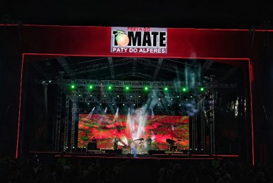 Com entrada franca, Festa do Tomate retorna nesta quarta