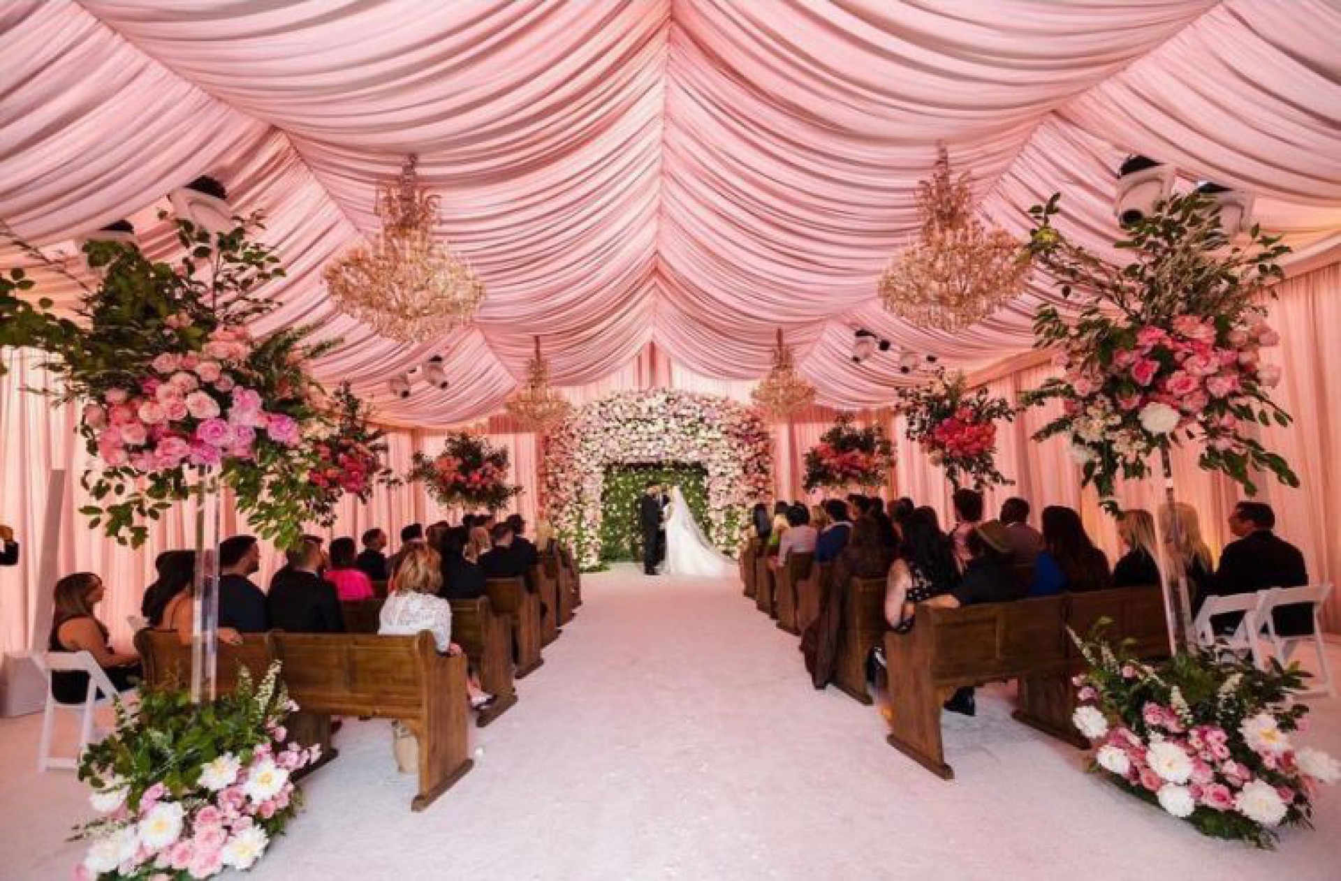 Britney Spears e Sam Ashgari casaram em Los Angeles, nesta quinta-feira (9) - Reprodução