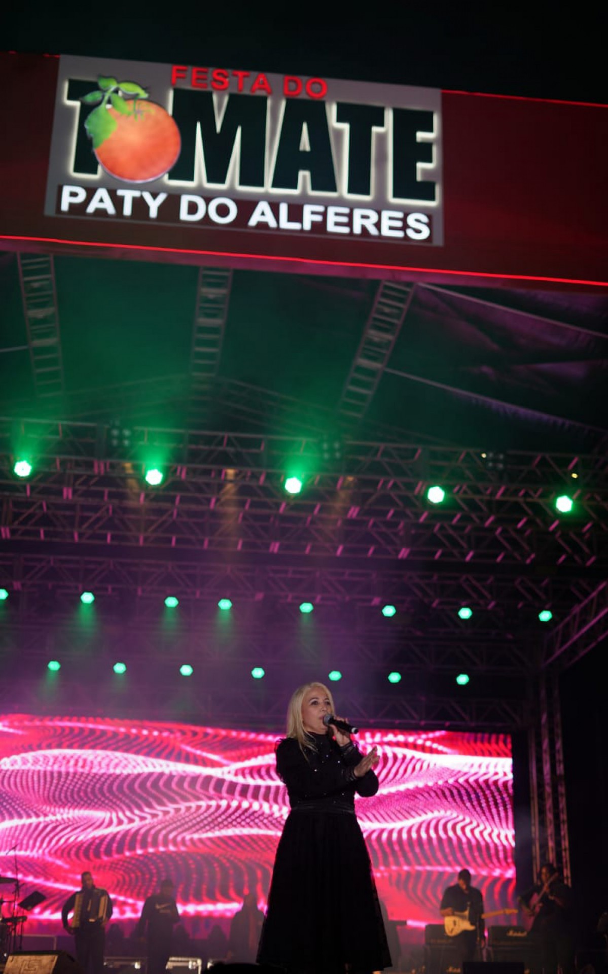 Festa do Tomate 2022 termina no pr&oacute;ximo dia 19