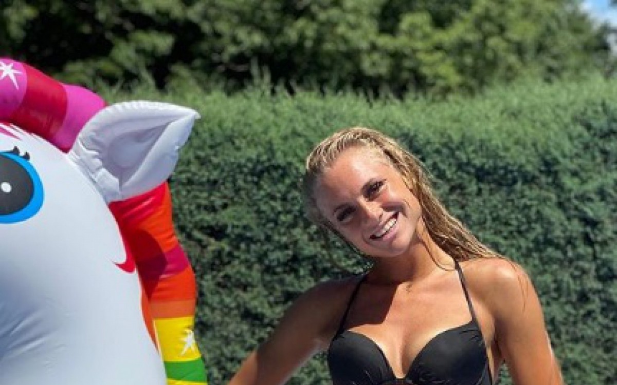 Alisha Lehmann &eacute; namorada de Douglas Luiz