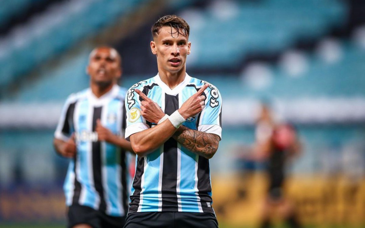 Ferreirinha, do Gr&ecirc;mio, est&aacute; na mira do Botafogo