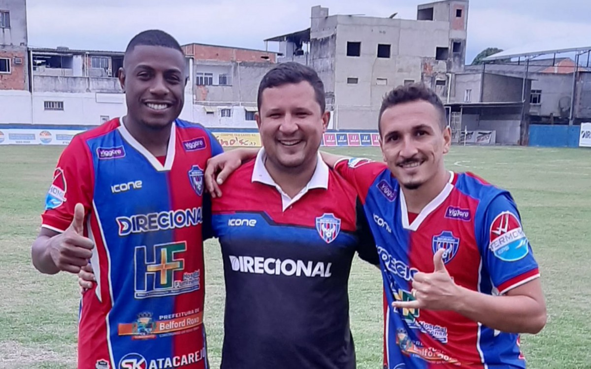 Jean Cerqueira (E), M&aacute;rson Almeida e Jean Cl&aacute;udio, ap&oacute;s a vit&oacute;ria contra o Br&eacute;scia