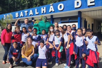 O 30° BPM recebeu visita de estudantes de Teresópolis