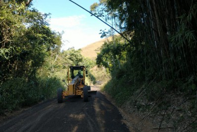 Prefeitura de Vassouras realiza obras nas estradas vicinais