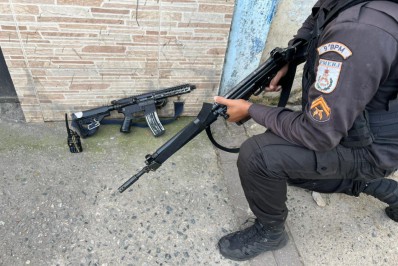 Polícia Militar realiza operação em comunidades de Madureira