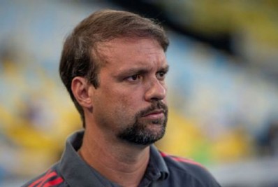 Maurício Souza destaca desafio como novo técnico do Vasco: 'Me preparei para isso''