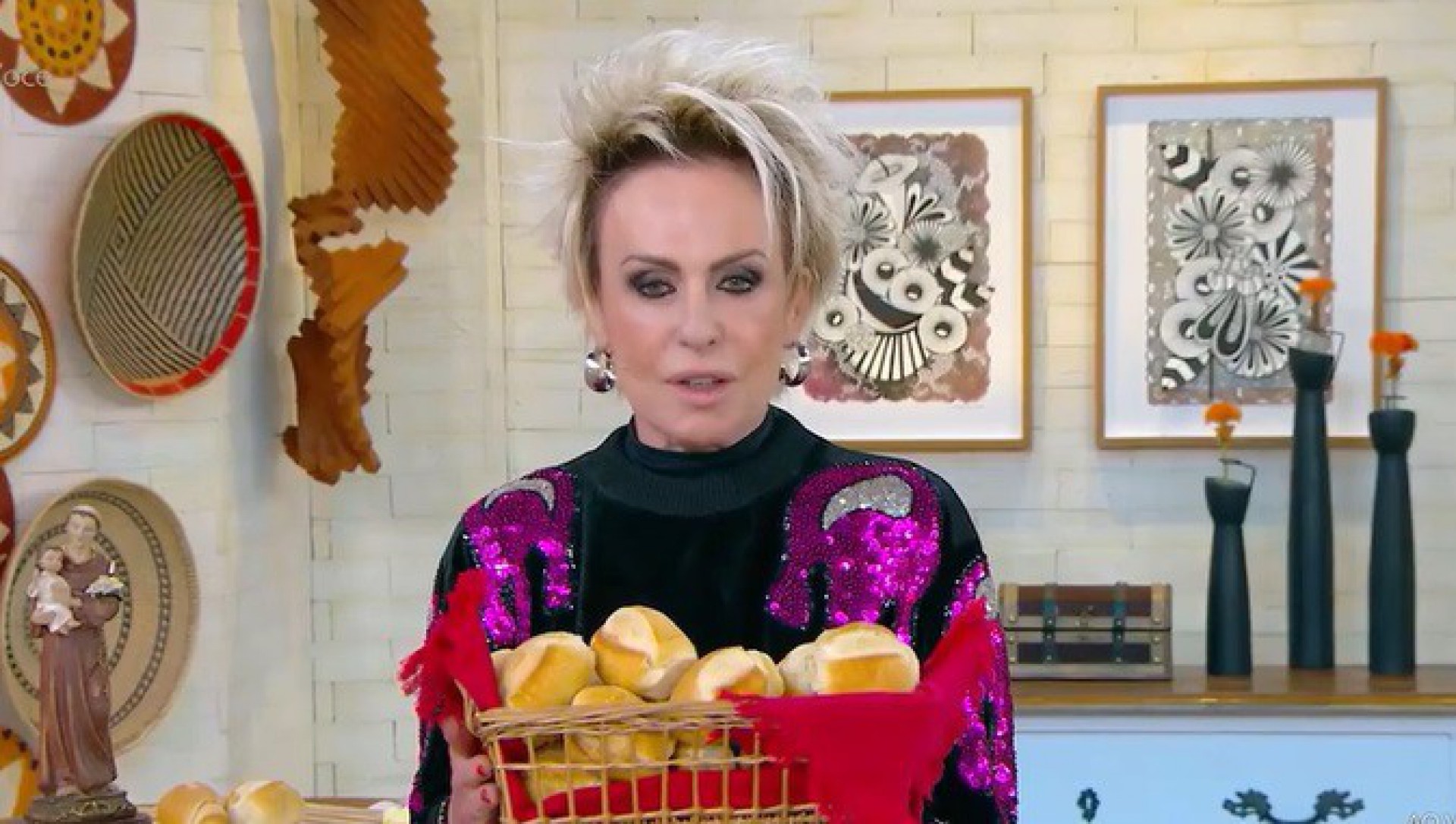 Ana Maria Braga comenta surto de covid-19 nos bastidores do 'Mais Você' - reprodução da TV Globo