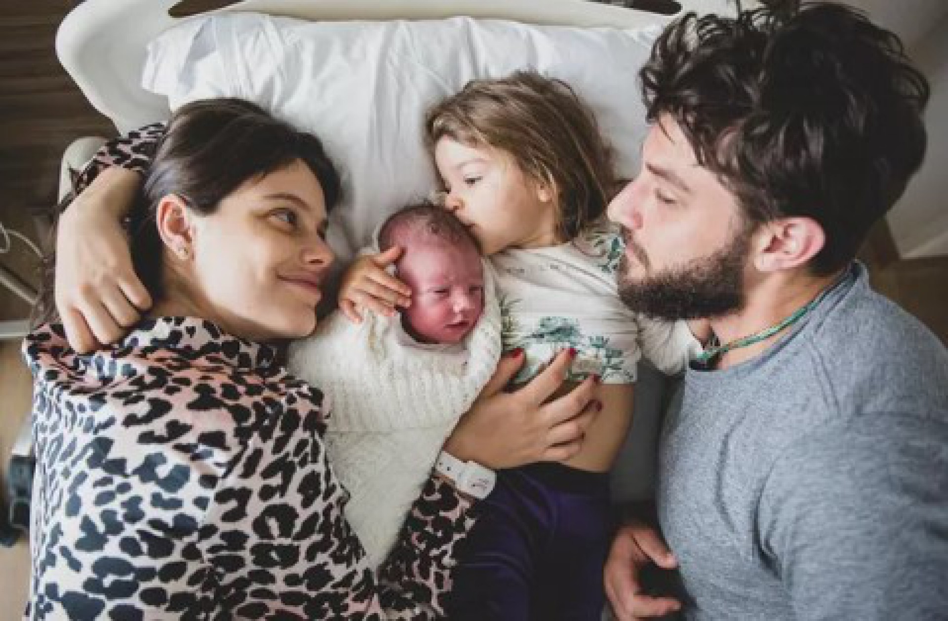 Laura Neiva e Chay Suede - Reprodução/Instagram