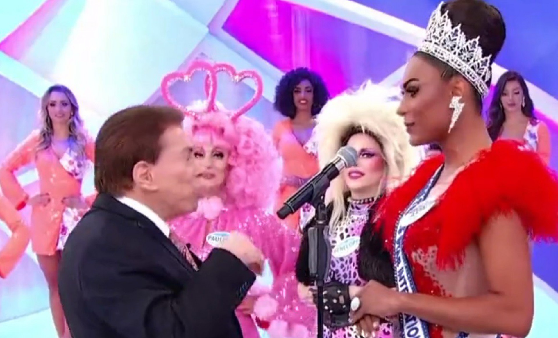 Silvio Santos e Ava Simões - reprodução de vídeo