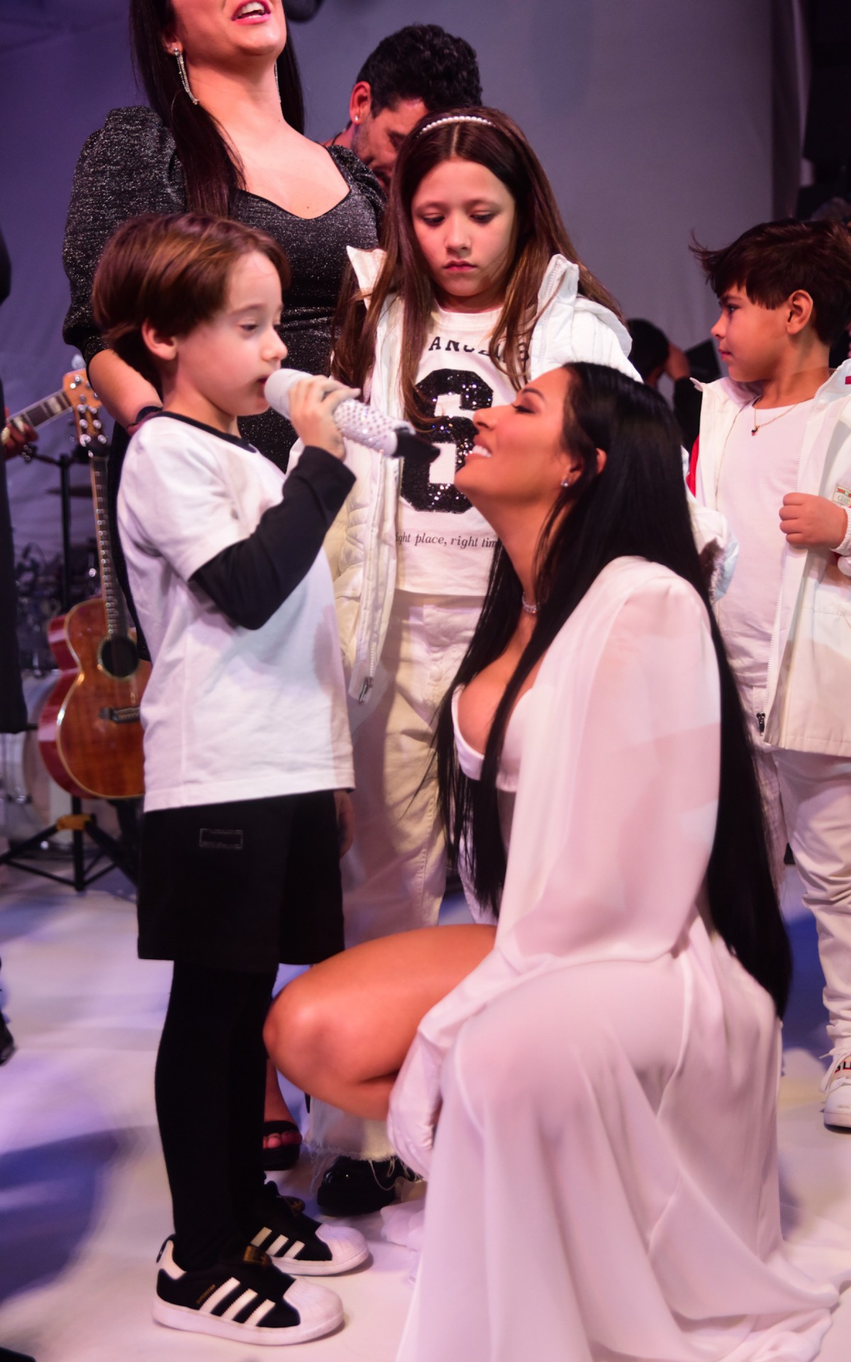 Simaria com os filhos, Giovanna e Pawel